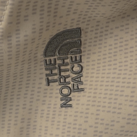 The North Face Gray High-Collar Jacket - Picture 4 of 6